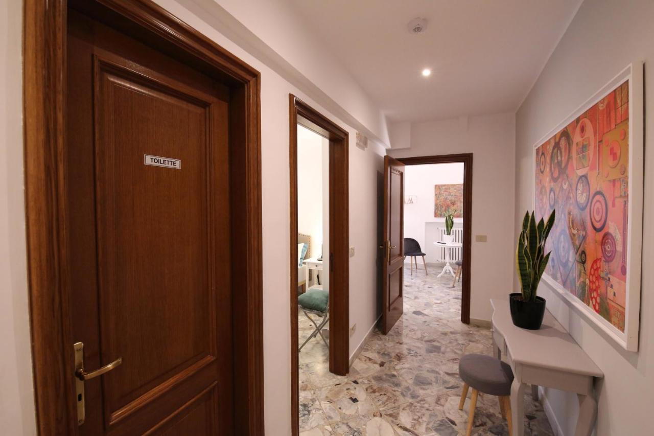Cavour & Savoia Bari Exterior photo