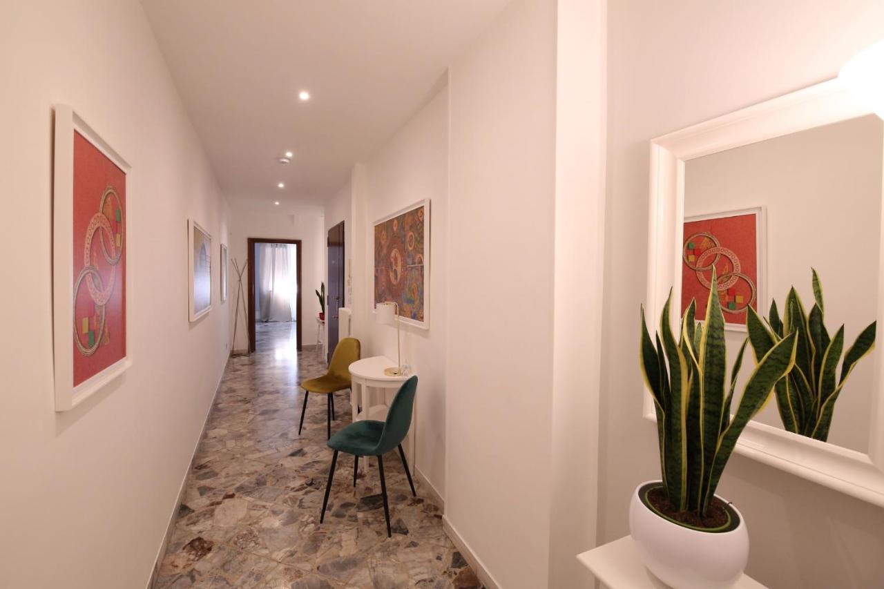 Cavour & Savoia Bari Exterior photo